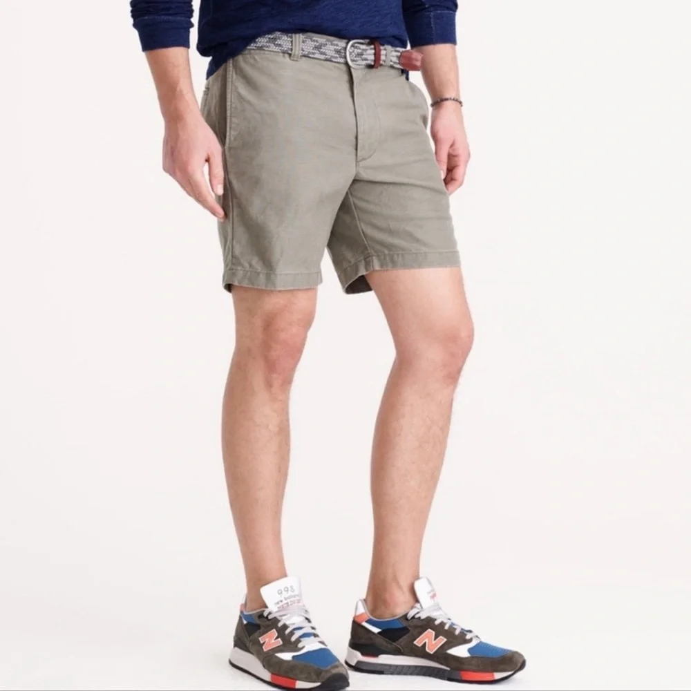 J.Crew Men’s 9 Inch Chino Shorts Classic Green Waist 35 NWT